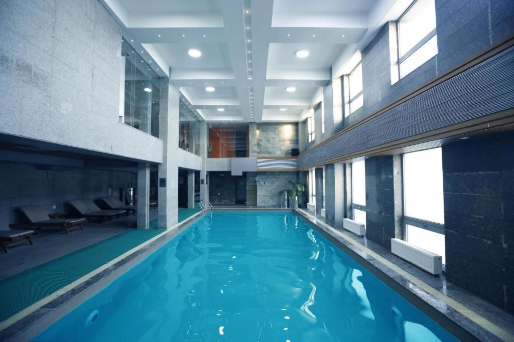 The Corporate Hotel And Convention Centre Oelan-bator Buitenkant foto